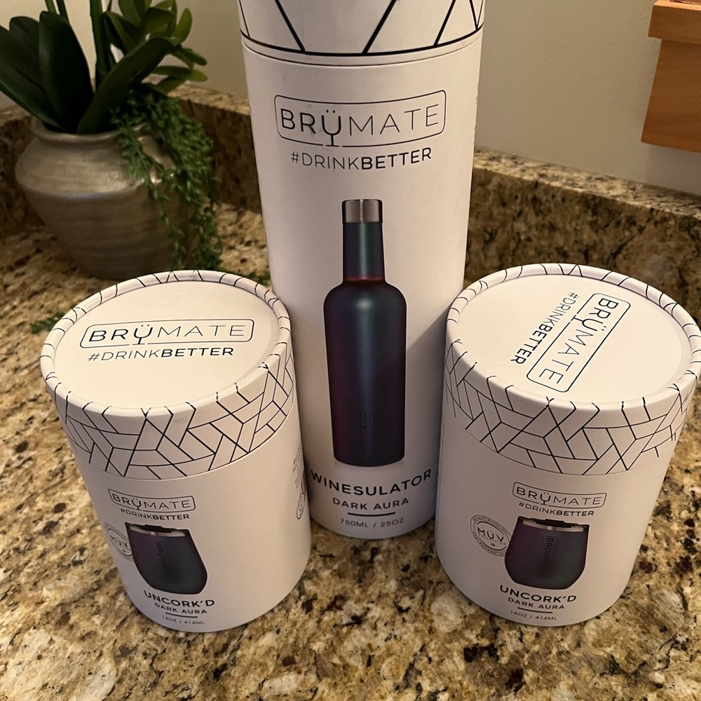 Black and Purple Drinkware Set for Dining